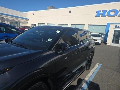 2024 Mitsubishi Outlander SE Black Edition