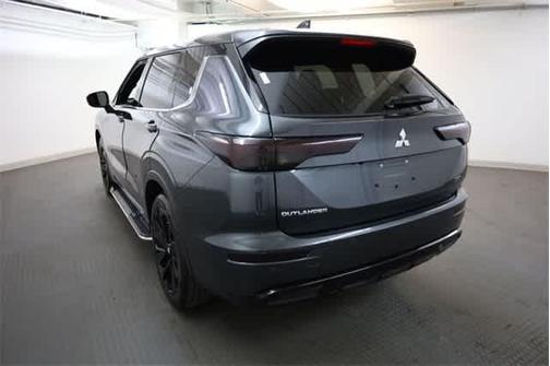 2024 Mitsubishi Outlander SE Black Edition