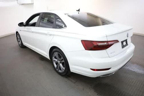 Pure White 2020 Volkswagen Jetta 1.4T R-Line