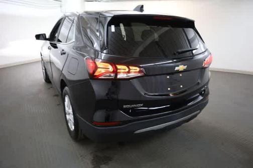 Mosaic Black Metallic 2022 Chevrolet Equinox 2LT