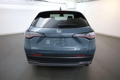 Pearl 2025 Honda HR-V Sport