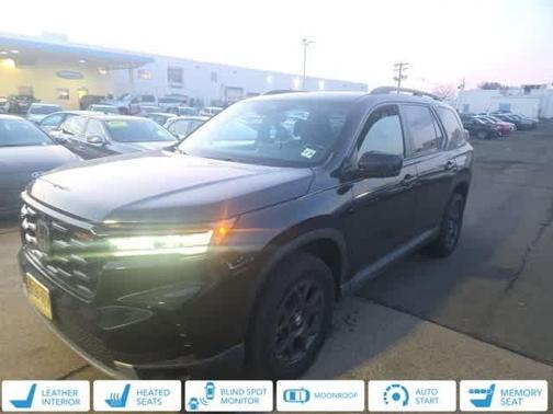 2023 Honda Pilot TrailSport