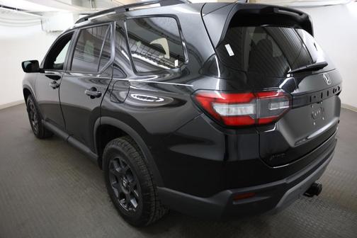 2023 Honda Pilot TrailSport