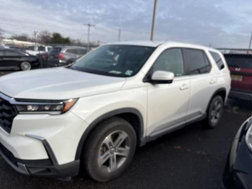 2023 Honda Pilot EX-L 8-Passenger