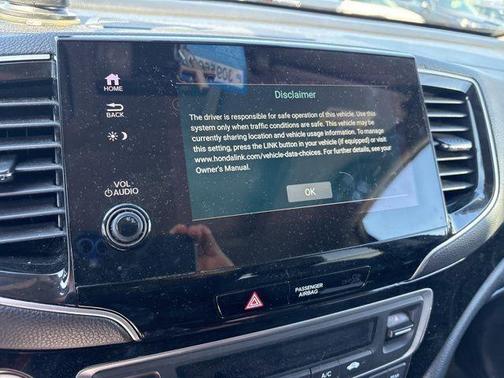 2022 Honda Pilot Touring 8-Passenger