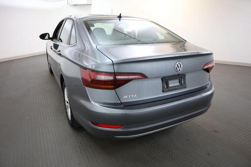 Platinum Gray Metallic 2019 Volkswagen Jetta 1.4T S