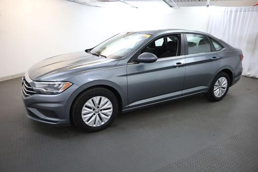 Platinum Gray Metallic 2019 Volkswagen Jetta 1.4T S