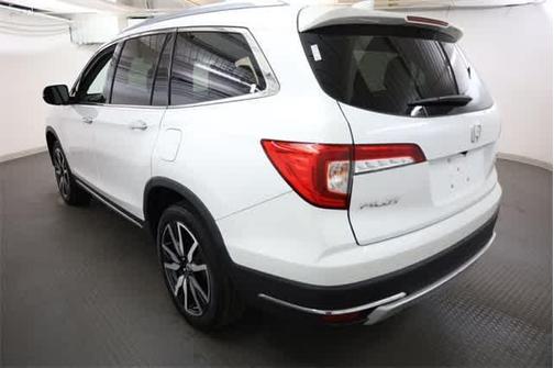 2022 Honda Pilot Touring 7-Passenger