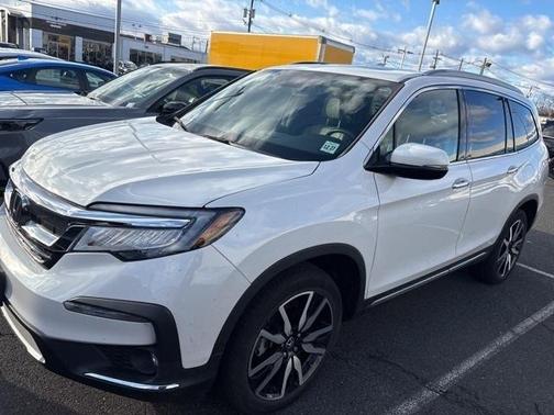 2022 Honda Pilot Touring 7-Passenger