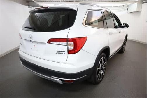 2022 Honda Pilot Touring 7-Passenger