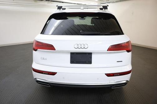 2022 Audi Q5 45 S line Prestige