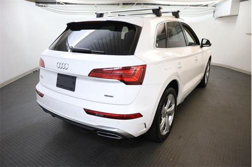 2022 Audi Q5 45 S line Prestige