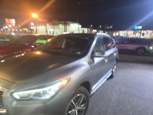 2017 INFINITI QX60 Base