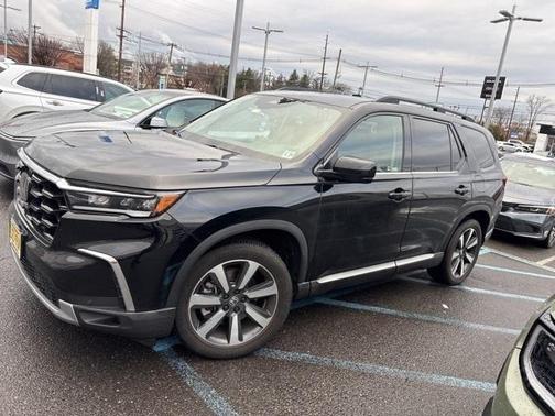 2024 Honda Pilot Touring