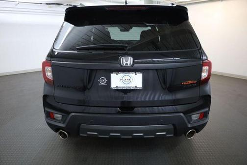 Crystal Black Pearl 2023 Honda Passport TrailSport