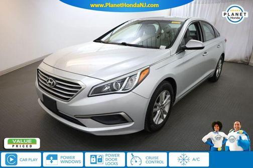 Symphony Silver 2017 Hyundai SONATA SE