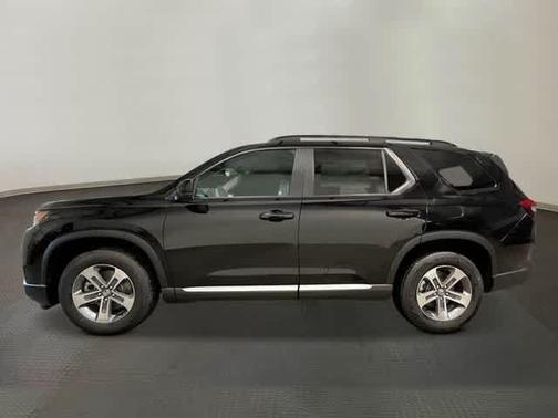 Crystal Black Pearl 2026 Honda Pilot EX-L