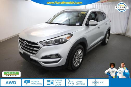 2017 Hyundai TUCSON SE