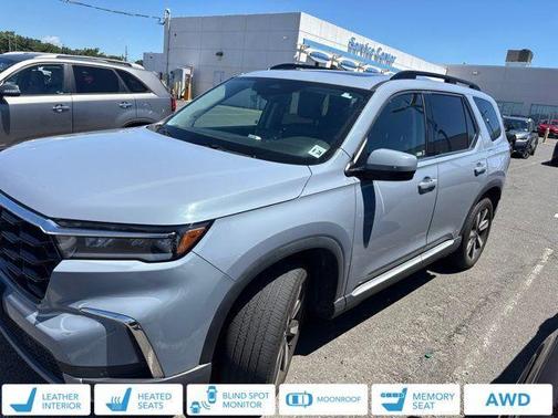 Sonic Gray Pearl 2023 Honda Pilot Touring