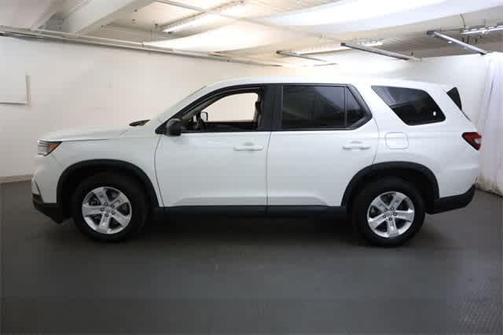 2023 Honda Pilot LX