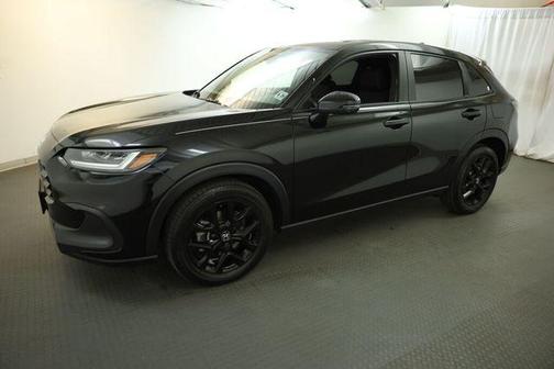 Crystal Black Pearl 2025 Honda HR-V Sport