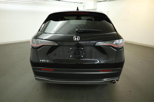 Crystal 2025 Honda HR-V Sport