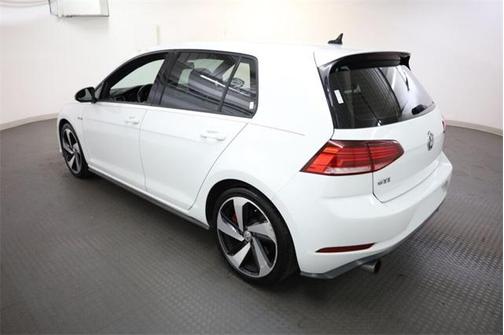 2018 Volkswagen Golf GTI 2.0T SE 4-Door
