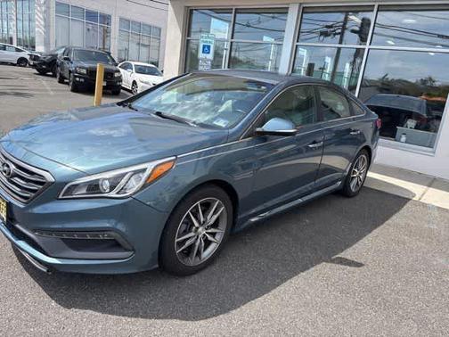 Nouveau Blue 2015 Hyundai SONATA Sport 2.0T