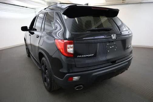 Crystal Black Pearl 2021 Honda Passport Elite
