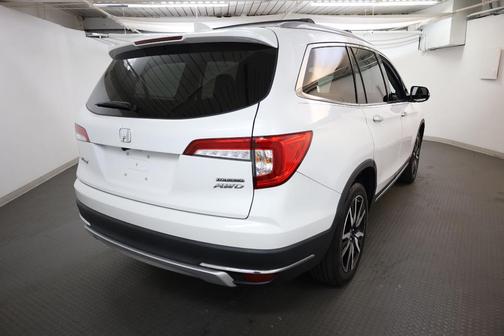 2022 Honda Pilot Touring 7-Passenger