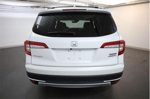 2022 Honda Pilot Touring 7-Passenger