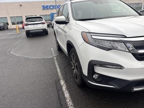 2022 Honda Pilot Touring 7-Passenger