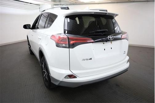 2018 Toyota RAV4 SE