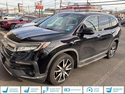 Crystal Black Pearl 2021 Honda Pilot Touring 7-Passenger