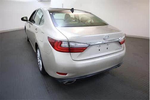 2016 Lexus ES 350 Base