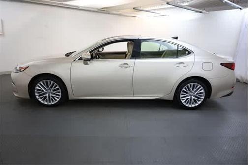 2016 Lexus ES 350 Base