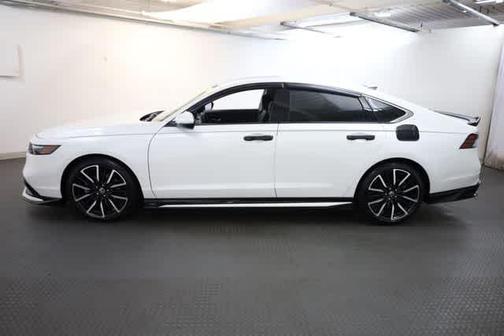 Platinum White Pearl 2024 Honda Accord Hybrid Touring