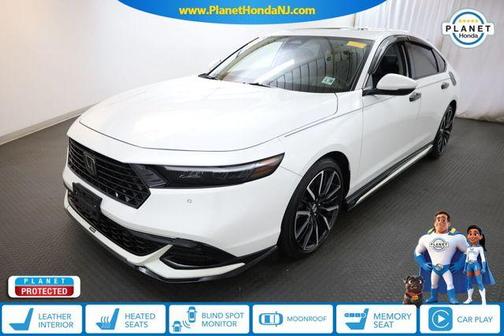 Platinum White Pearl 2024 Honda Accord Hybrid Touring