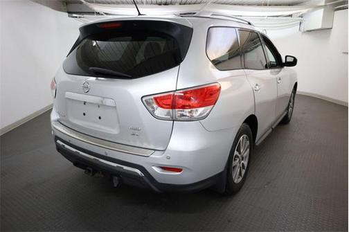 2014 Nissan Pathfinder SV