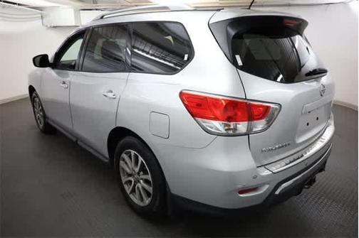 2014 Nissan Pathfinder SV