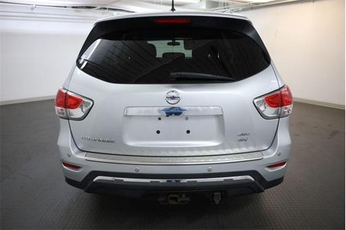 2014 Nissan Pathfinder SV