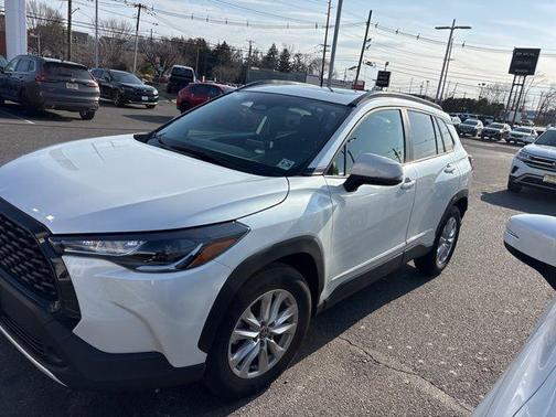 2023 Toyota Corolla Cross LE