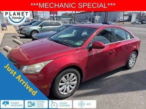 Crystal Red Metallic Tintcoat 2011 Chevrolet Cruze 1LT