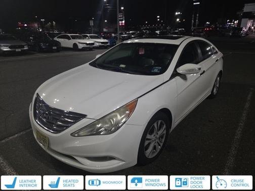 2011 Hyundai SONATA Limited