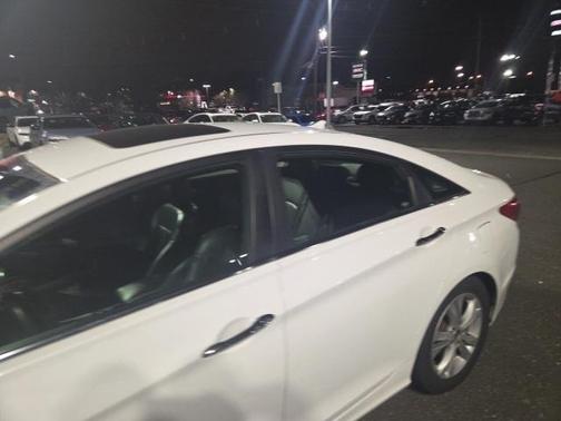 2011 Hyundai SONATA Limited