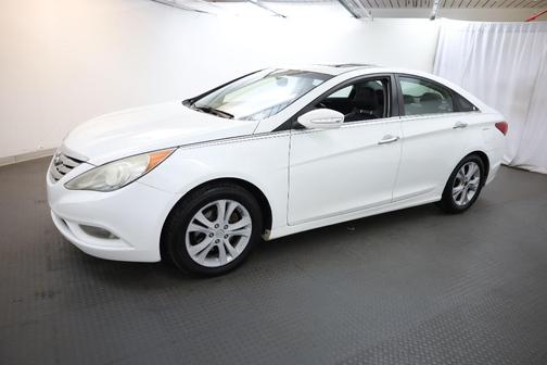2011 Hyundai SONATA Limited