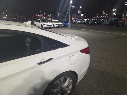 2011 Hyundai SONATA Limited