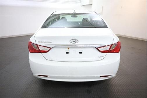 2011 Hyundai SONATA Limited
