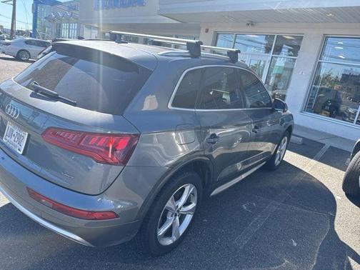 Monsoon Gray Metallic 2020 Audi Q5 45 Premium