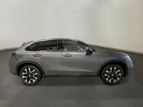Modern Steel Metallic 2027 Honda HR-V EX-L